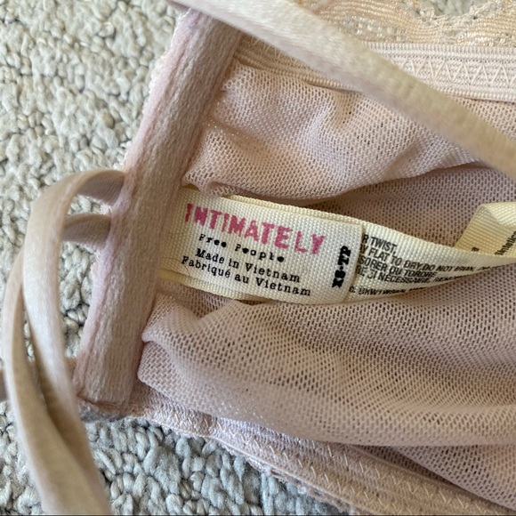 Free People Intimately Essential Lace Bandeau Bralette - Picture 5 of 8